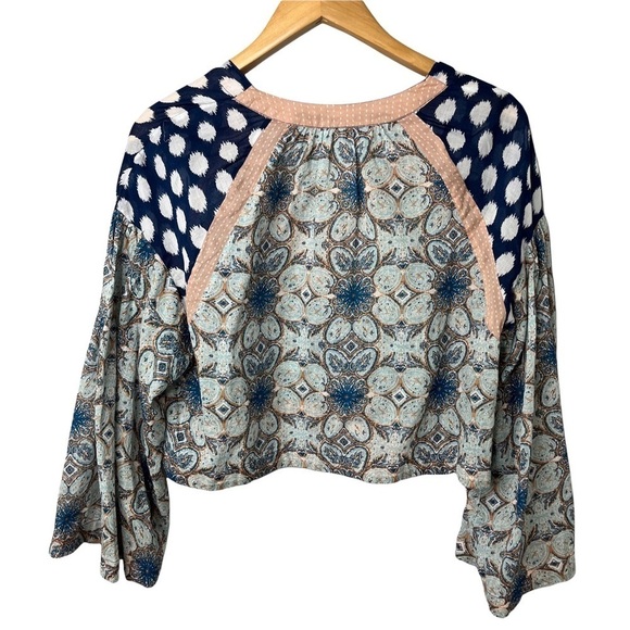 Free People Cropped V Neck Blouse Top Mixed Media Polka Dot Size XS Flare Sleeve - Picture 4 of 7